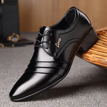 2022 Moda De Nova Mens Sapatos De Couro De Casamento Vestido De Negócio Discotecas Oxfords Respirável Trabalhar Rendas Até Sapatos 38-46