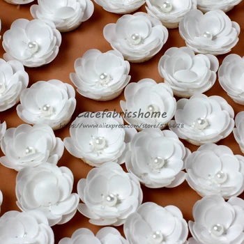 30pieces/muito quente populares off white lantejoulas com pérola Frisado 3d flor DIY roupas da Moda vestido acessórios 3cm