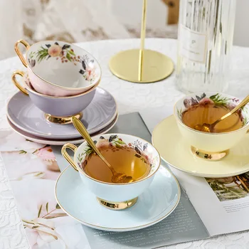 Cerâmica xícara de café, conjunto Europeu requintado de ouro rim cor de vidro copo de café e pires tarde xícara de chá de flor de xícara de chá de