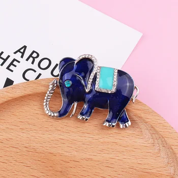 LUBOV Azul de Esmalte Branco Elefante Pins, Broches de Strass Incrustado Elefante Broche Mulher Moderna Terno Acessórios