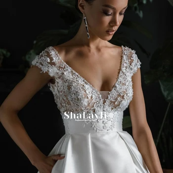 Luxuoso Vestido de Noiva Elegante Multi-camada de Folha de Lótus Fio V-pescoço Vestidos de Noiva Beading Cristal Lace Branco Vestido De Noiva 3