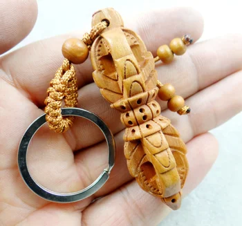 Natural de mogno tridimensional gravura chaveiro realista chave jóia do anel de presente para homens e mulheres 1pc
