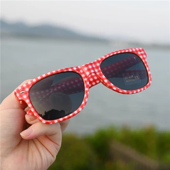Vazrobe Vermelho Óculos de sol das Mulheres da Moda de Óculos de Presente da Promoção Festa de Óculos de Sol para mulheres Atacado Barato Ponto Lattice 1