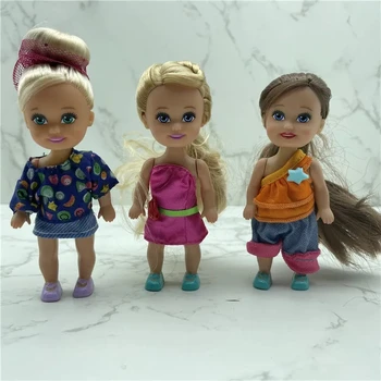 10 Peças Aleatórias Tipo de 10cm Menina Boneca de Morango Boneca com Roupas de Crianças Jogar Vestir-se Brinquedos 2