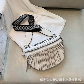 O coreano estrangeiros saco de estilo feminino 2021 nova moda de banda larga messenger cintura textura rebite pendão das mulheres de peito 5