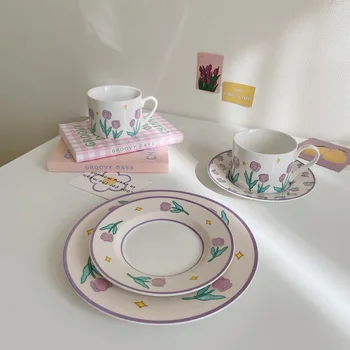 Tulip Taça de Cerâmica e Pires Terno de Café com Leite, Chá, Sobremesa Prato de Flores pintadas à Mão Criativa de Mesa de Cozinha de Presente 0