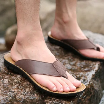 Verão Casual Homens Flip-Flops Sandálias Sapatos de Couro Rachado da Vaca Flip-Flops de Praia, Sandálias, Sapatos Homem, Sapatos Fora